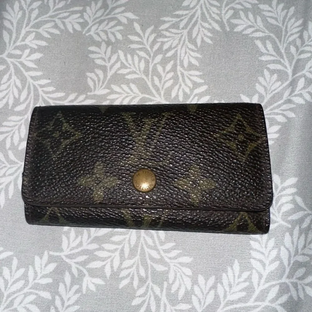 Louis Vuitton key holder Brown Monogram